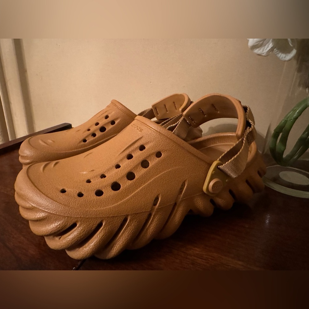 Crocs Echo Clogs Desert Sand M5/W7
